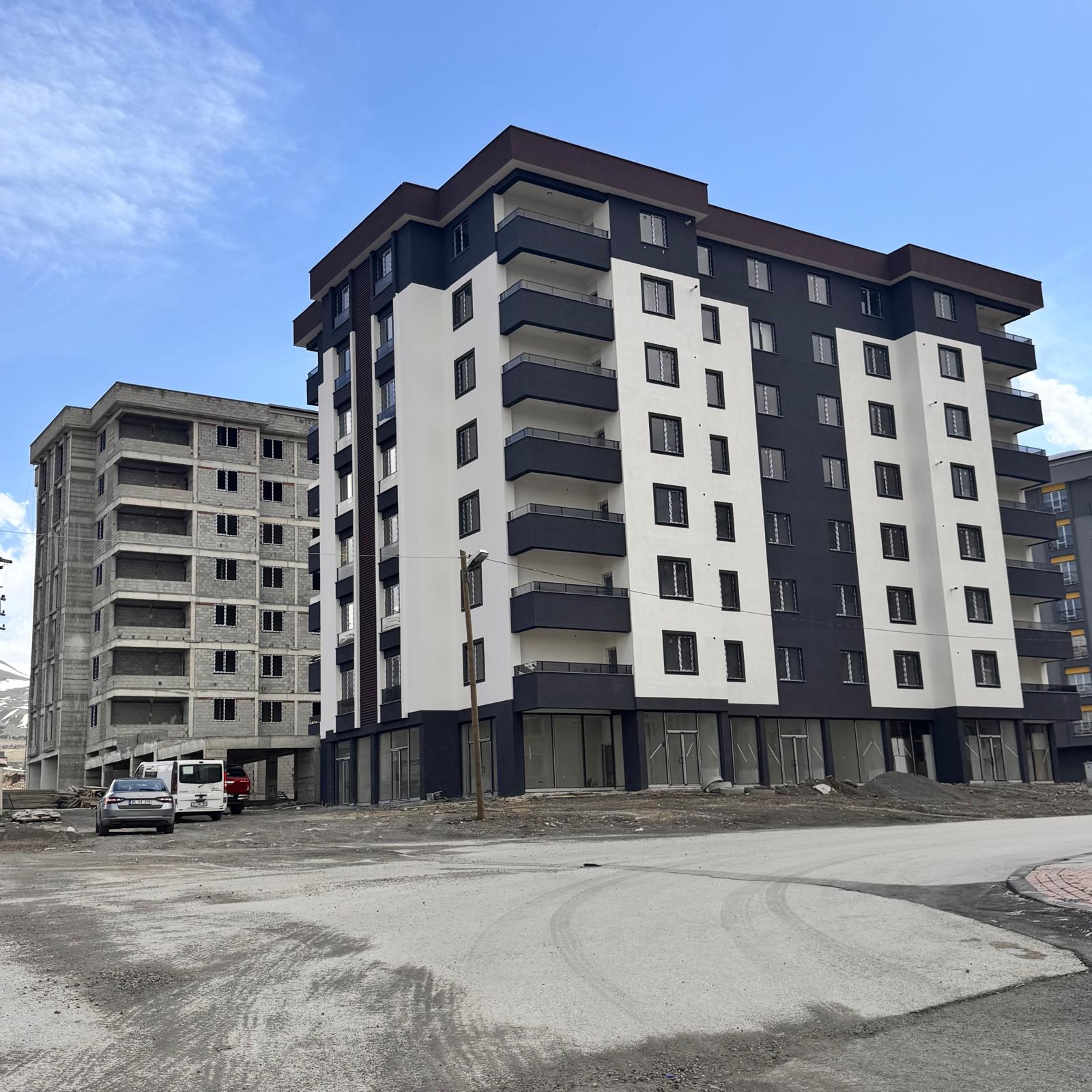 Toprak Grup Egepen - Büyük Ticari Proje